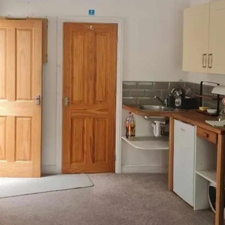 Ferienhaus 1 Bed - Sleeps 2 Child - Garden - Pets