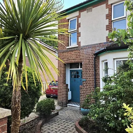 1 Bed - Sleeps 2 Child - Garden - Pets Ferienhaus